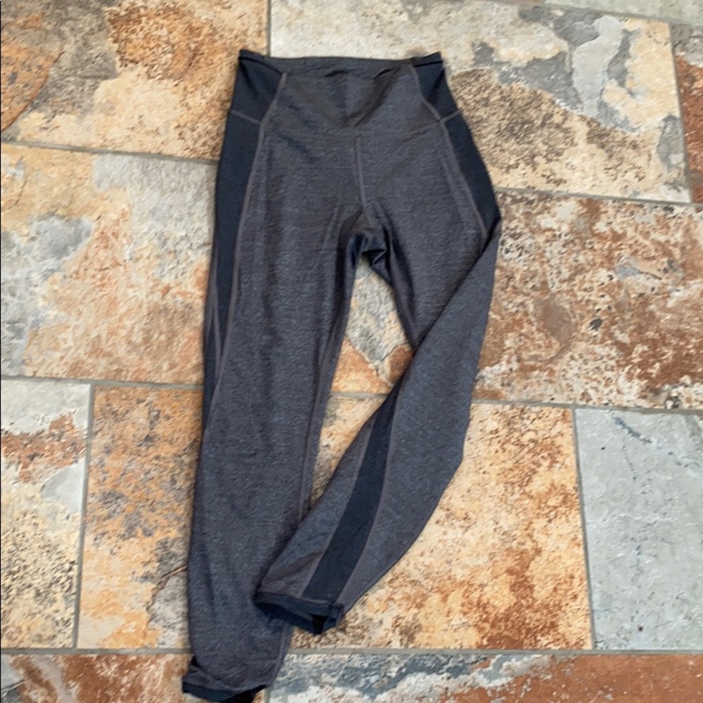 Grey lulu lemon leggings